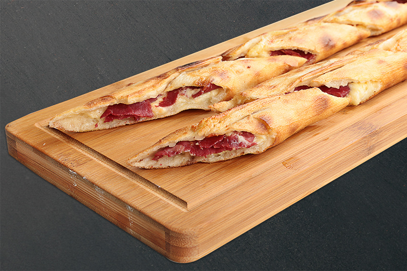 Pastırmalı Kaşarlı Kapalı Pide